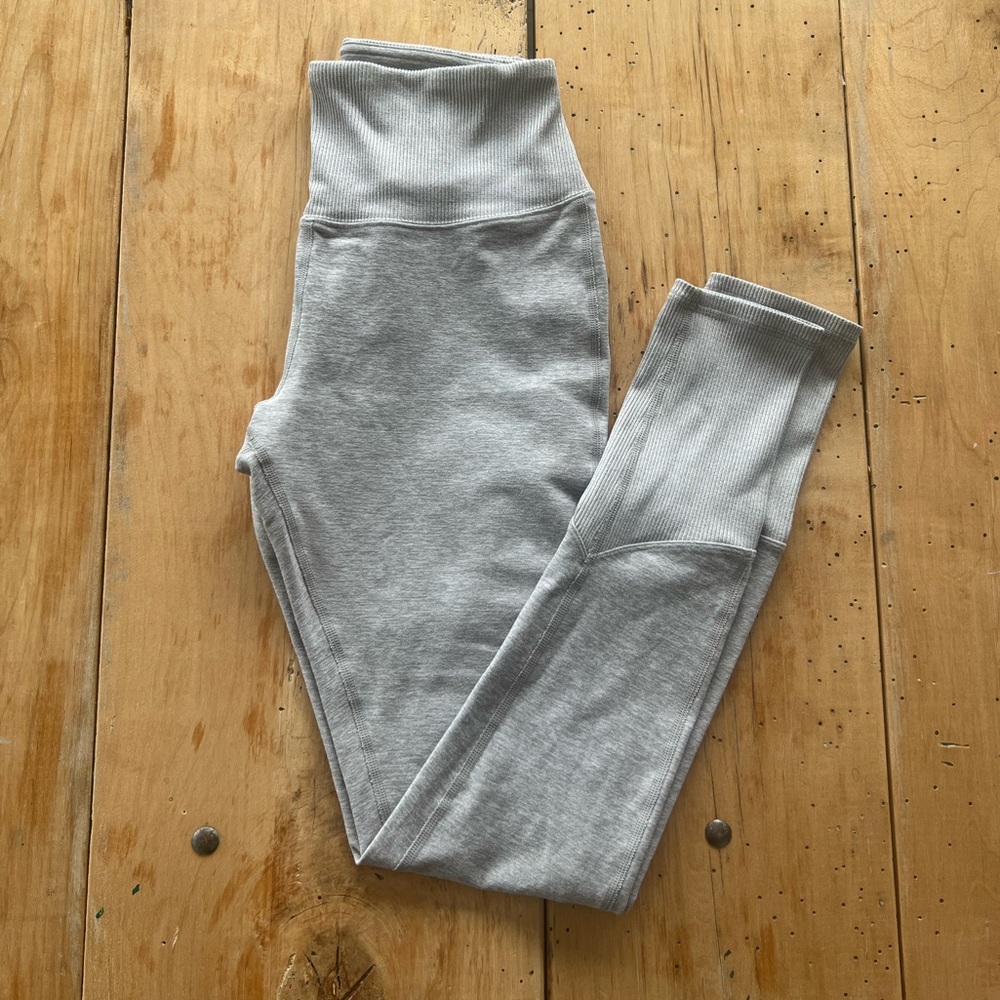 Alo Leggings
